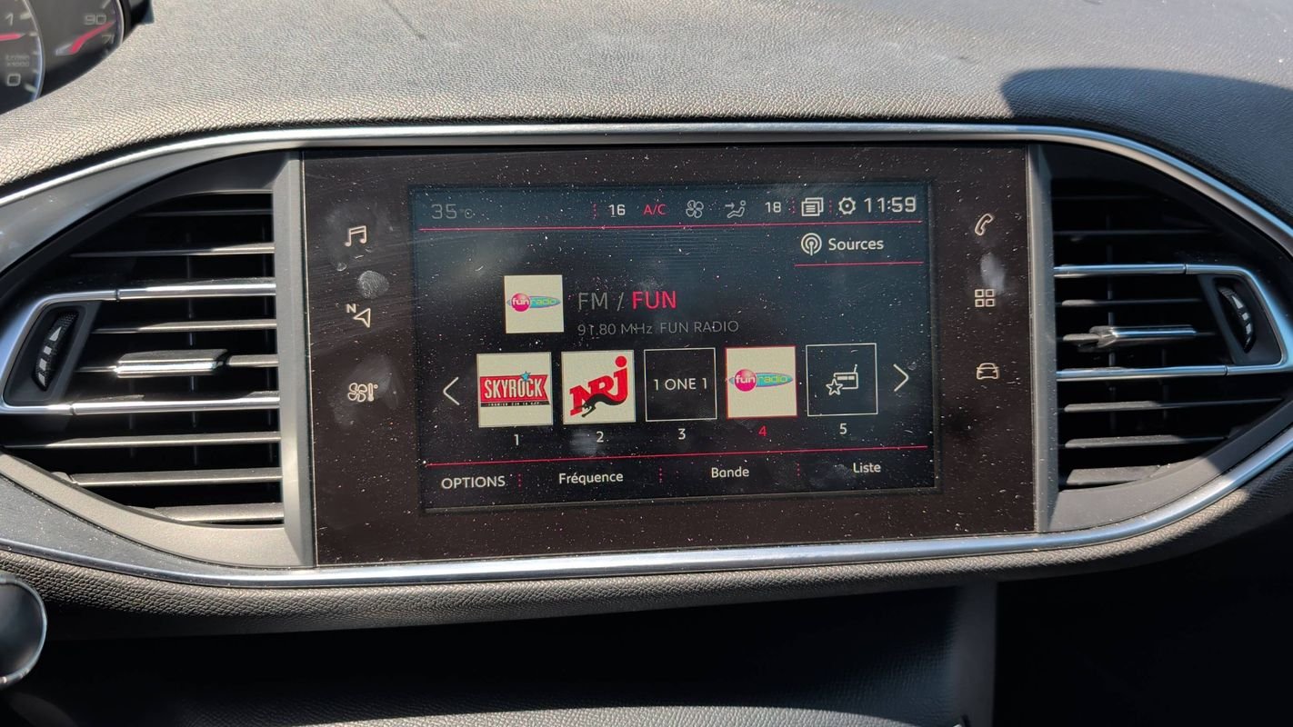 Peugeot 308 - Photo 13