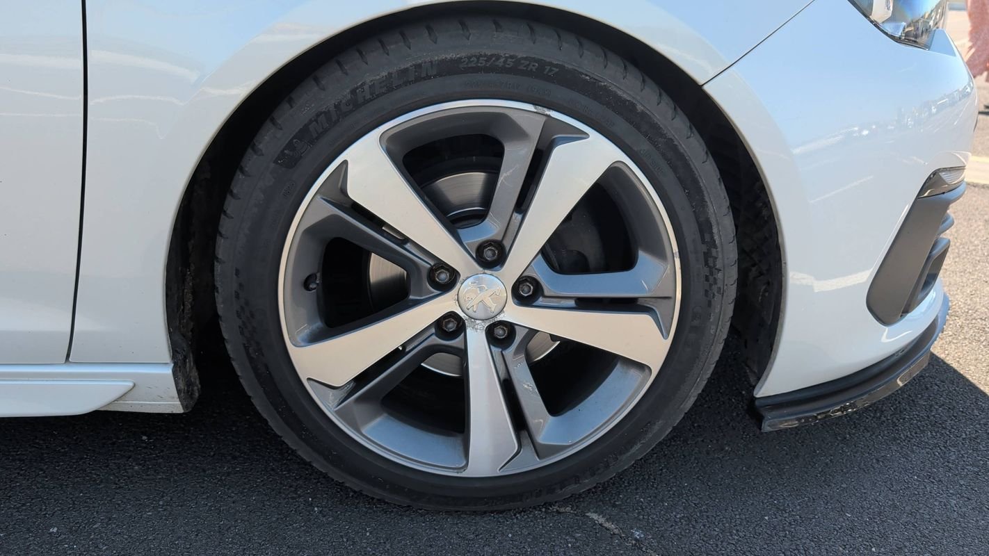 Peugeot 308 - Photo 17