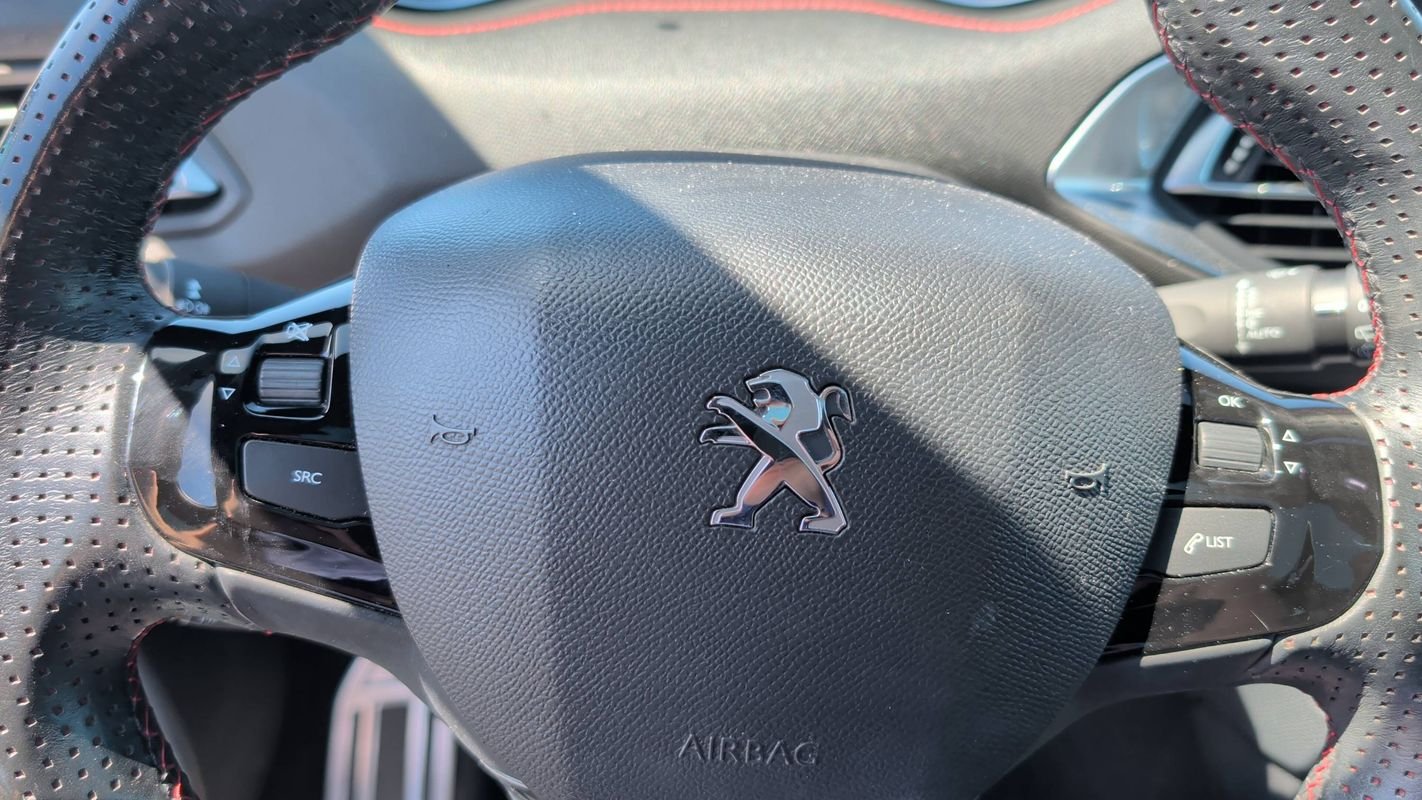 Peugeot 308 - Photo 28