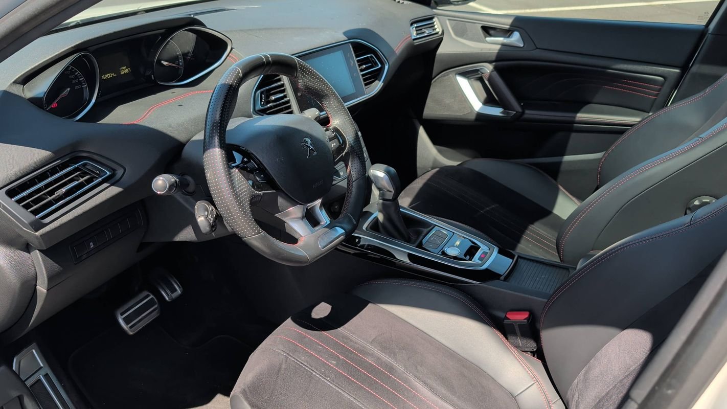 Peugeot 308 - Photo 8