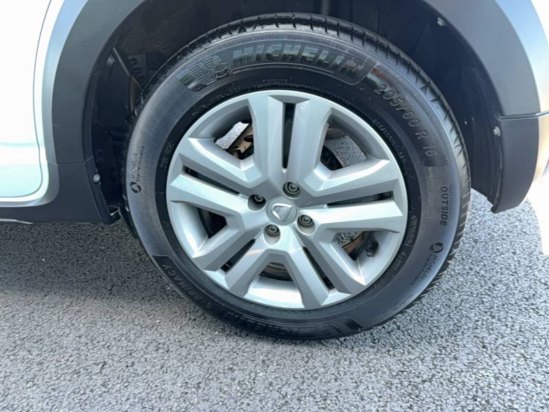 Dacia Sandero - Photo 15