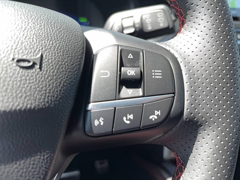 Ford Kuga - Photo 21