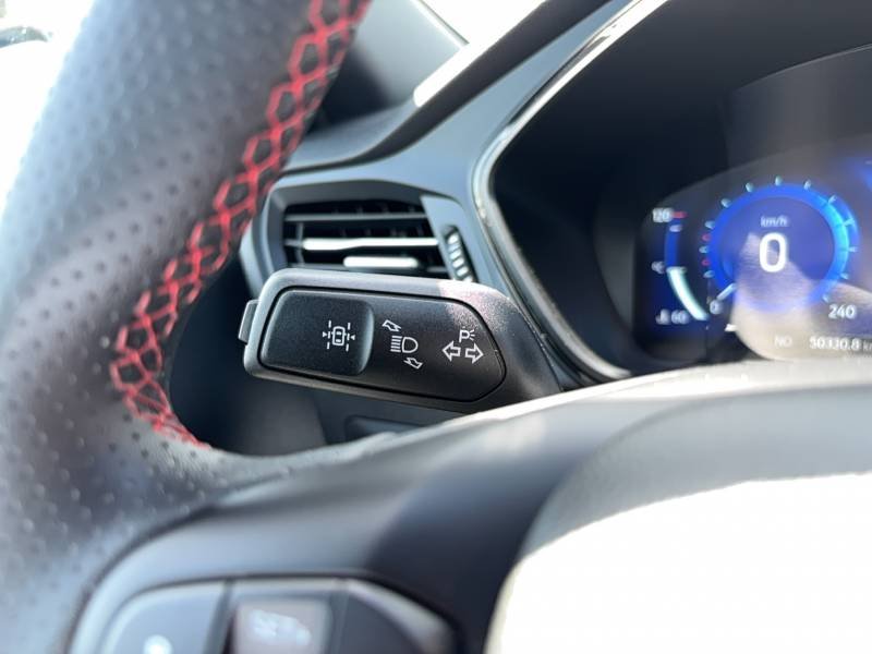 Ford Kuga - Photo 24