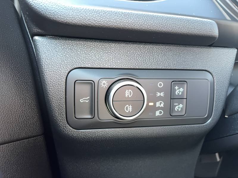 Ford Kuga - Photo 25