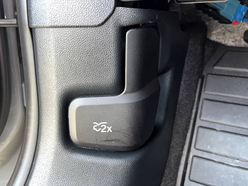 Ford Kuga - Photo 27