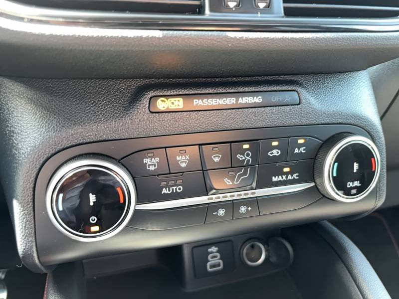 Ford Kuga - Photo 30