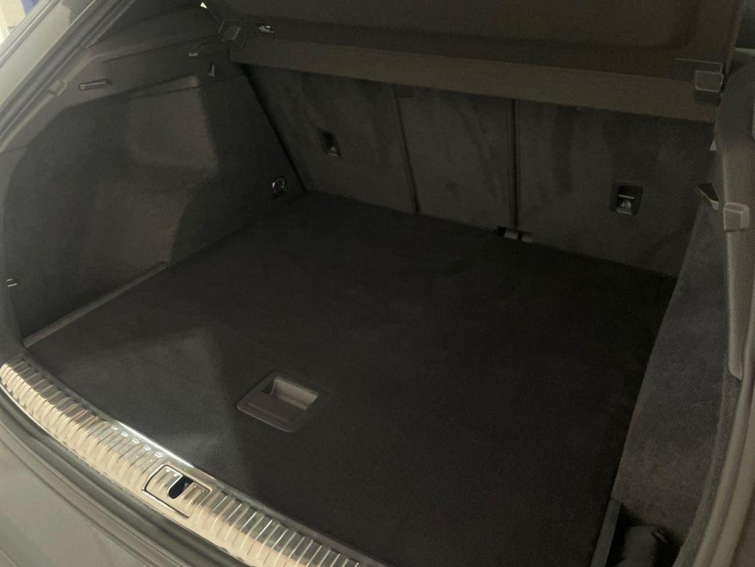Audi Q3 - Photo 32