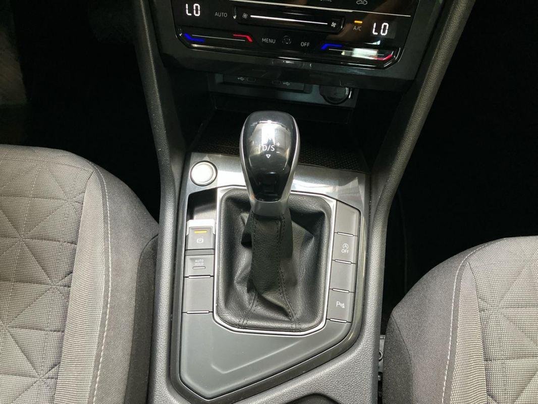 Volkswagen Tiguan - Photo 11
