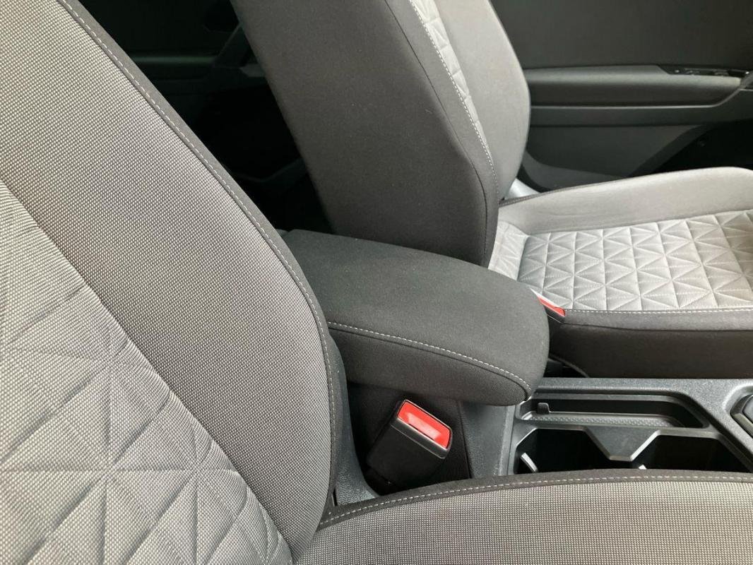Volkswagen Tiguan - Photo 12