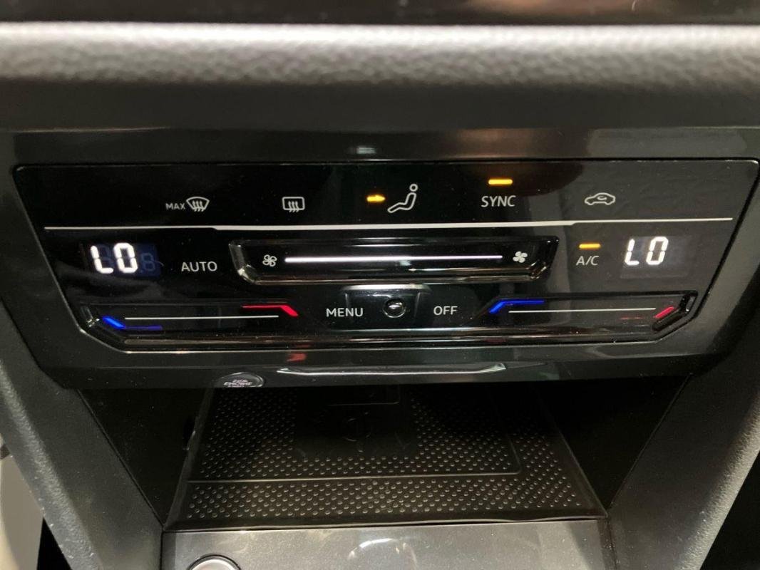 Volkswagen Tiguan - Photo 19