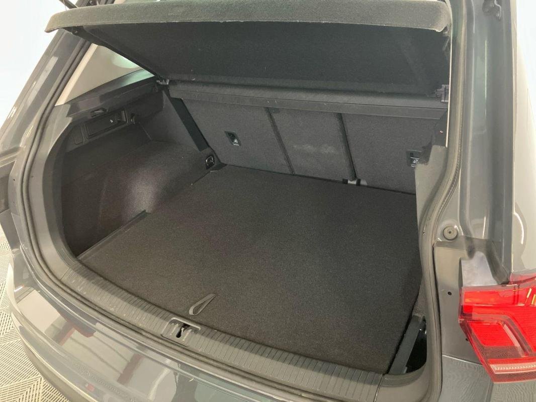 Volkswagen Tiguan - Photo 32