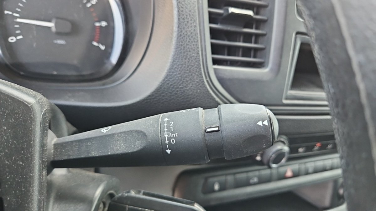 Peugeot Expert - Photo 17
