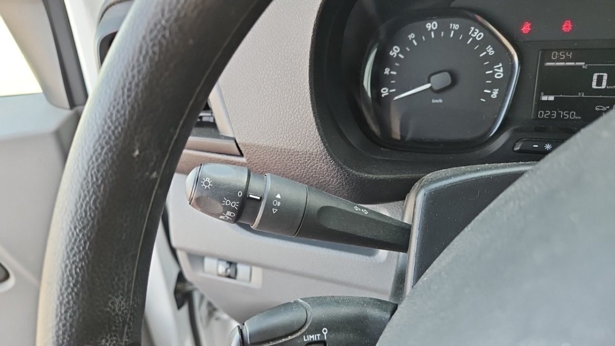Peugeot Expert - Photo 19