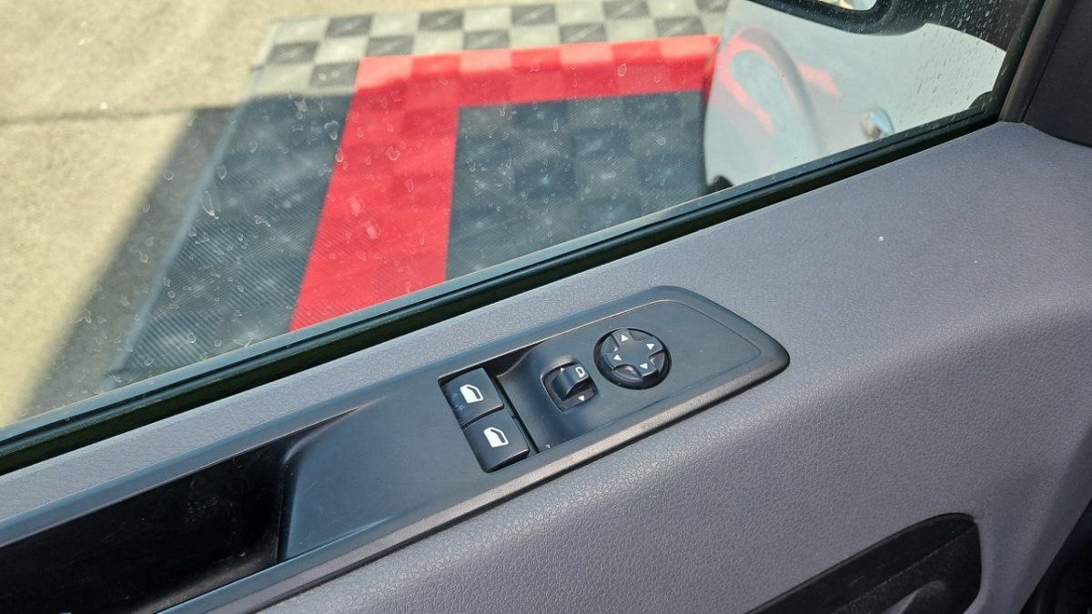 Peugeot Expert - Photo 21