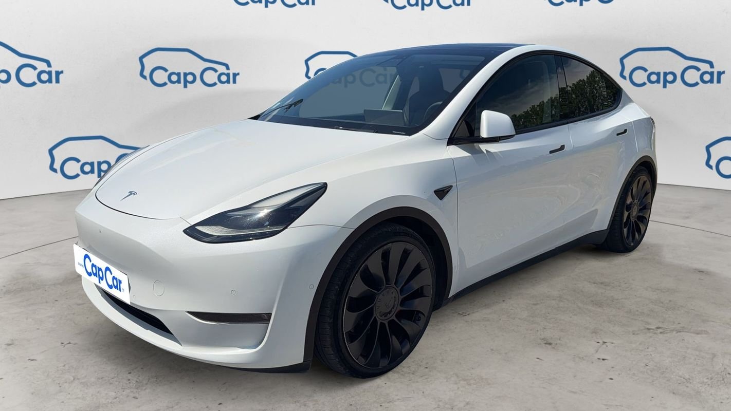 Tesla Model Y - Photo 1