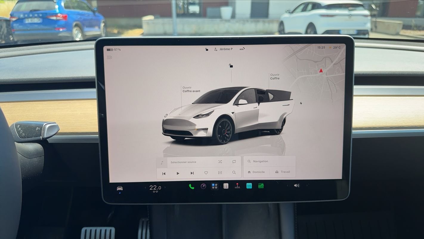 Tesla Model Y - Photo 24