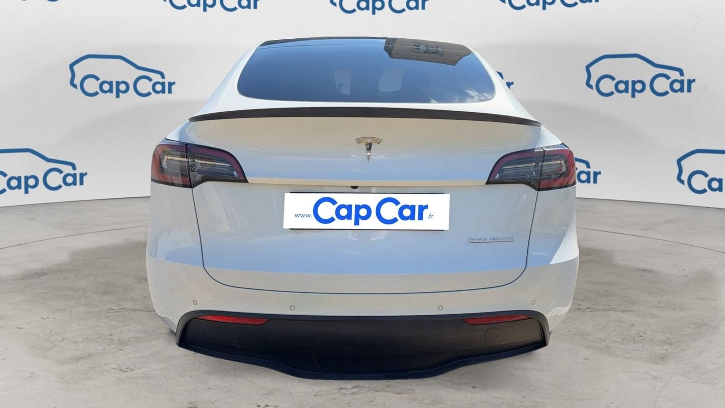 Tesla Model Y - Photo 3