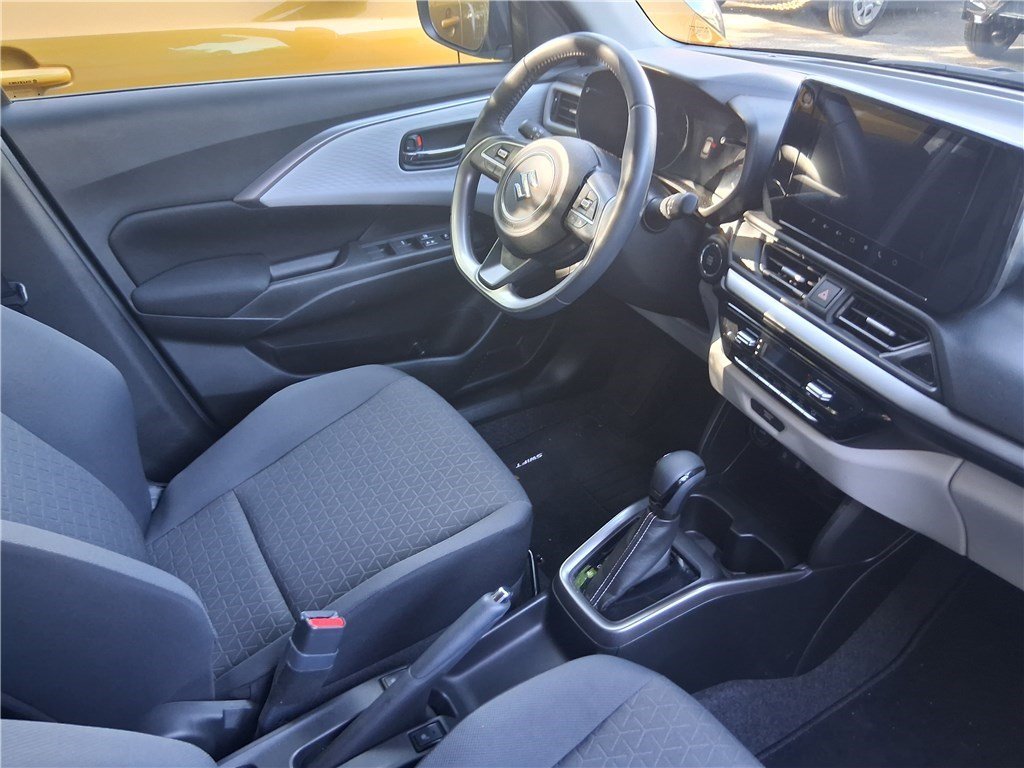Suzuki Swift - Photo 6