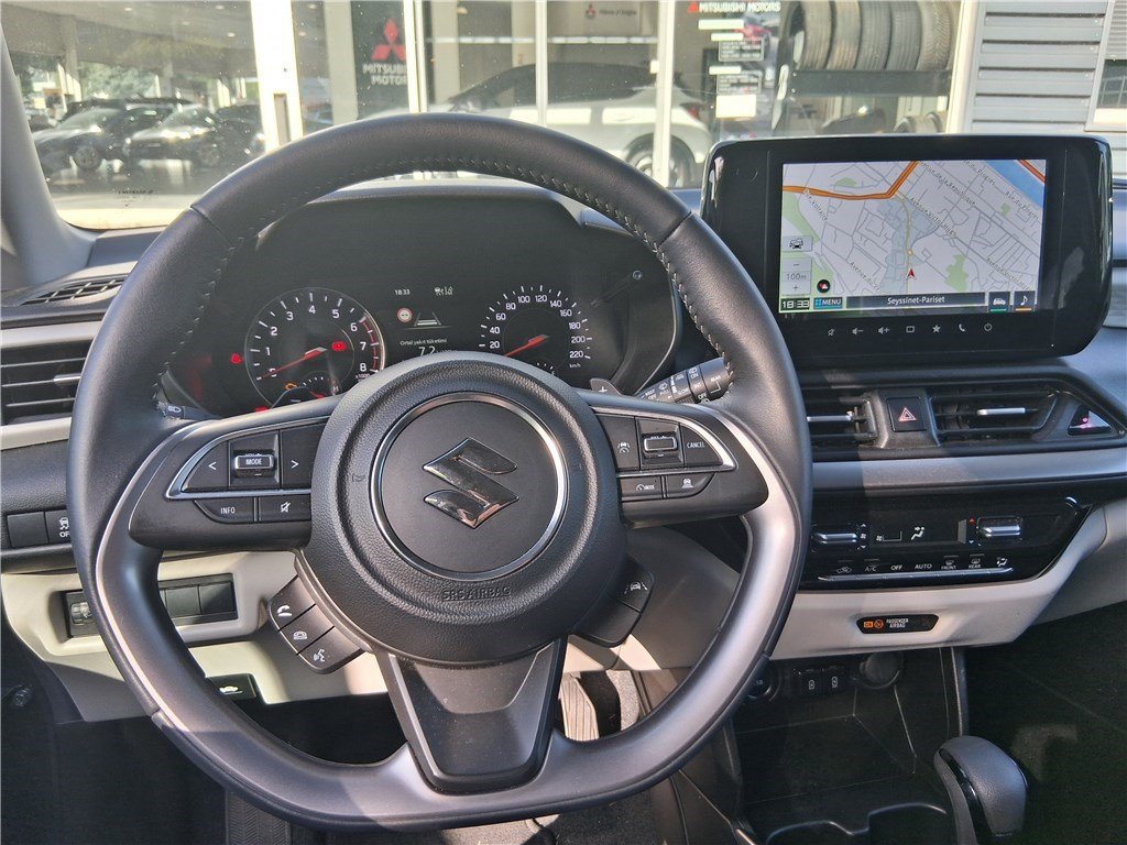 Suzuki Swift - Photo 8