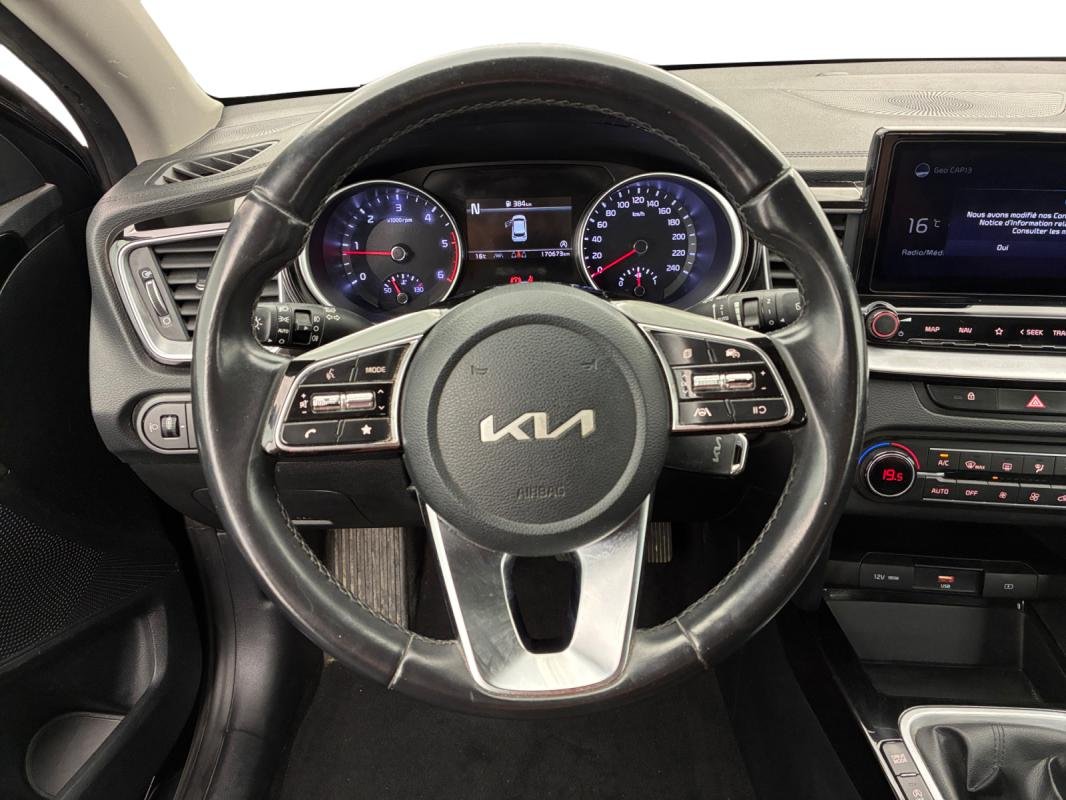 Kia CEED - Photo 11