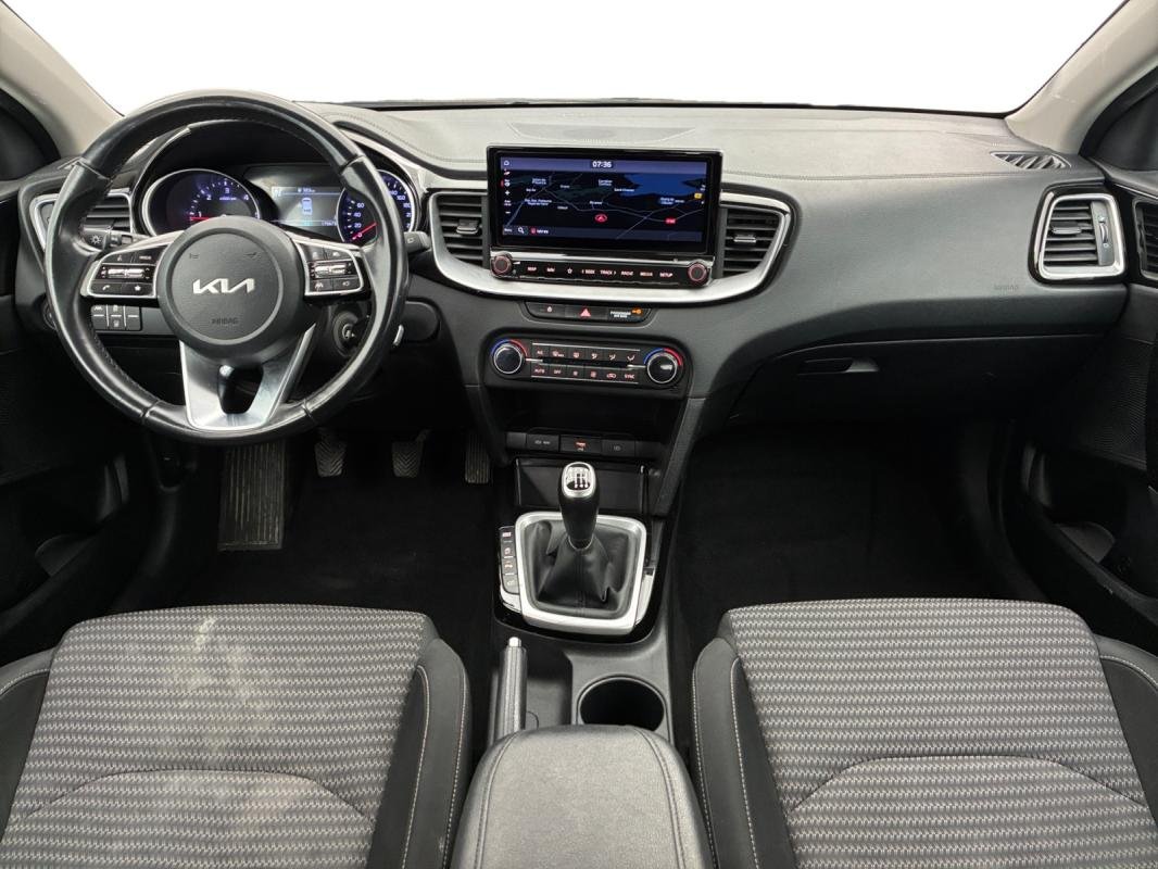 Kia CEED - Photo 10