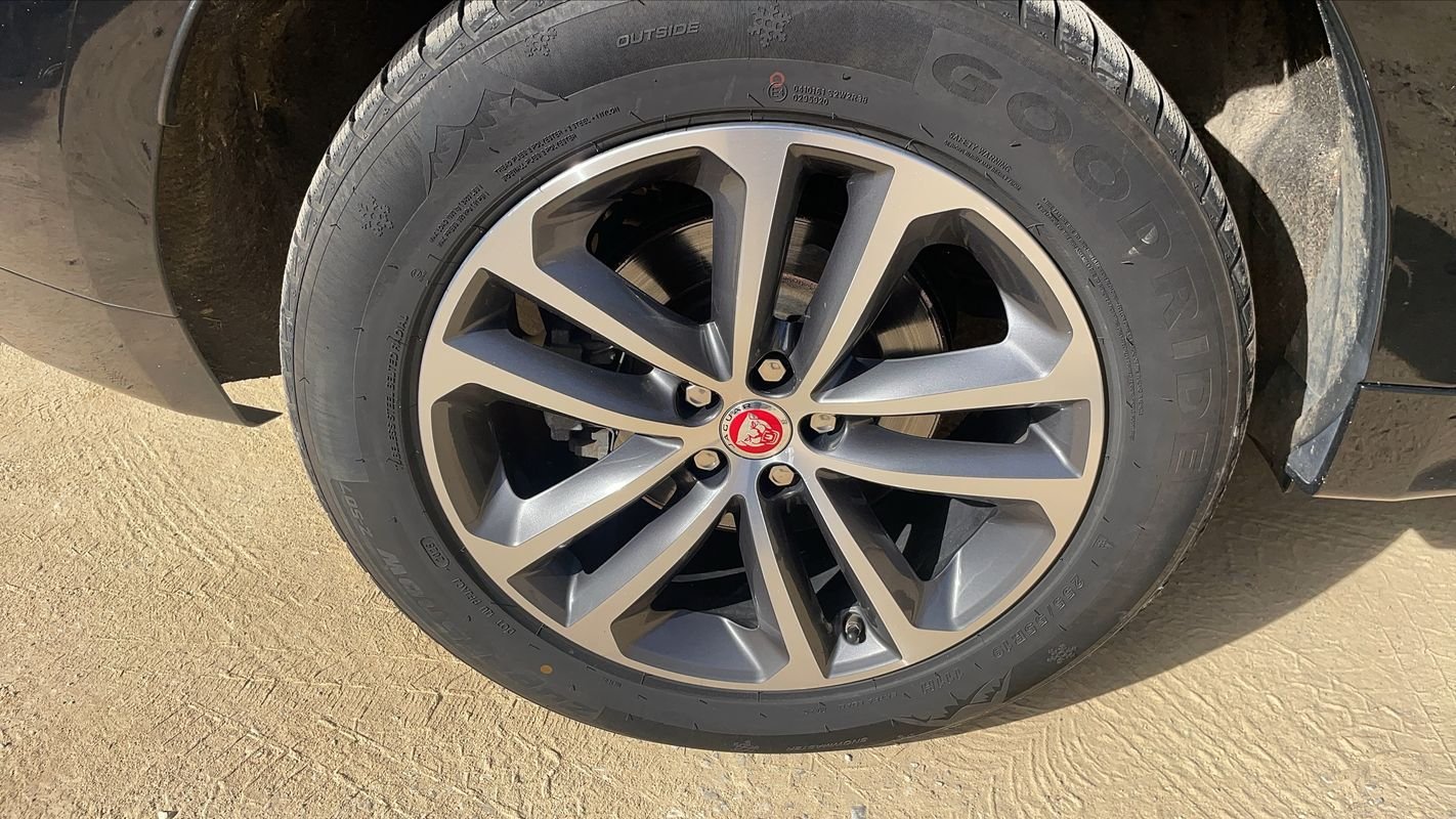 Jaguar F-Pace - Photo 16