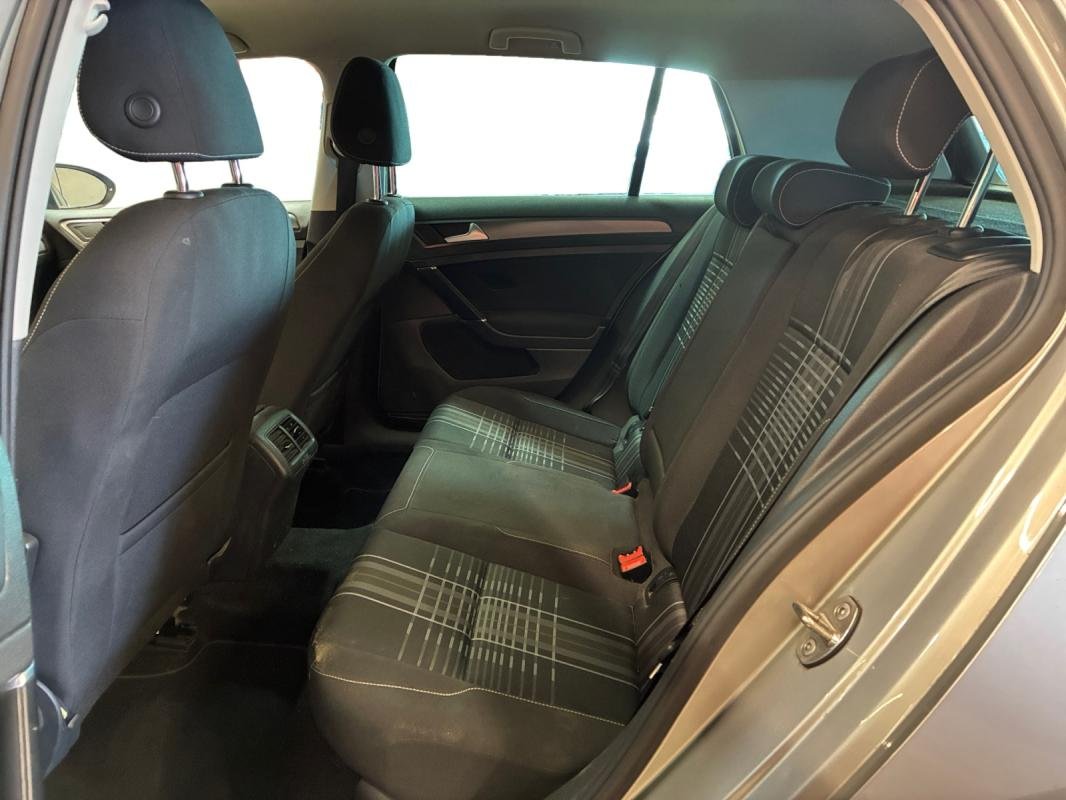 Volkswagen Golf - Photo 14