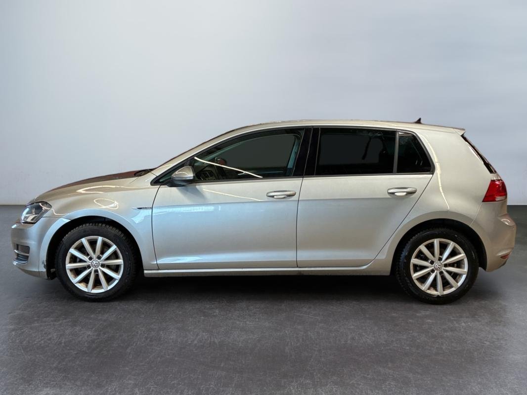 Volkswagen Golf - Photo 2