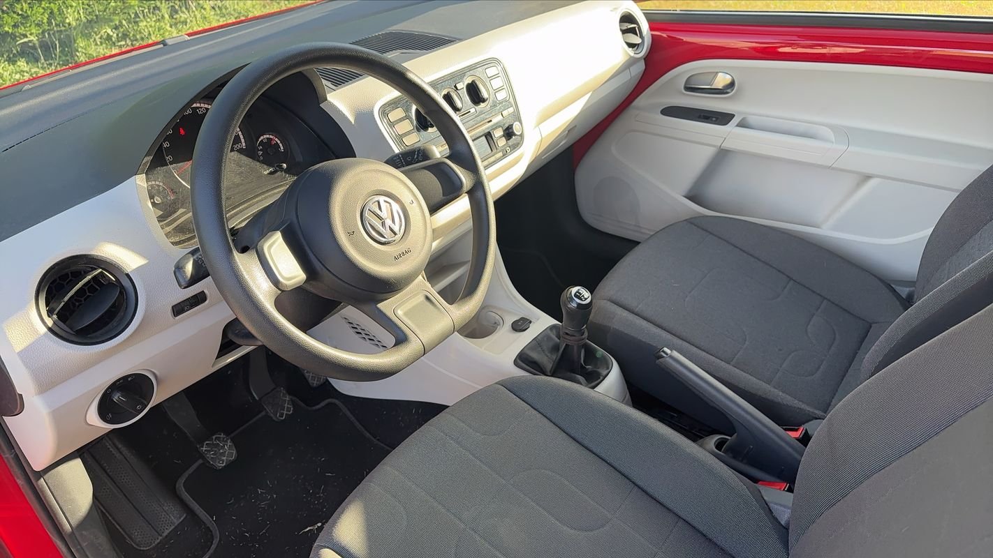 Volkswagen Up! - Photo 8