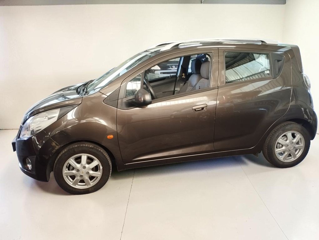 Chevrolet Spark - Photo 6
