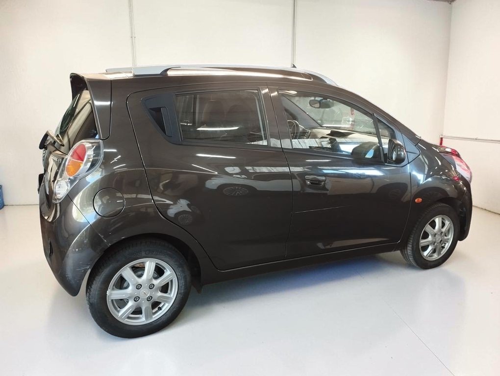 Chevrolet Spark - Photo 7