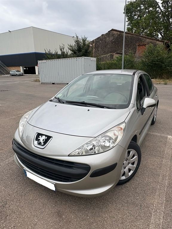 Peugeot 207 - Photo 4