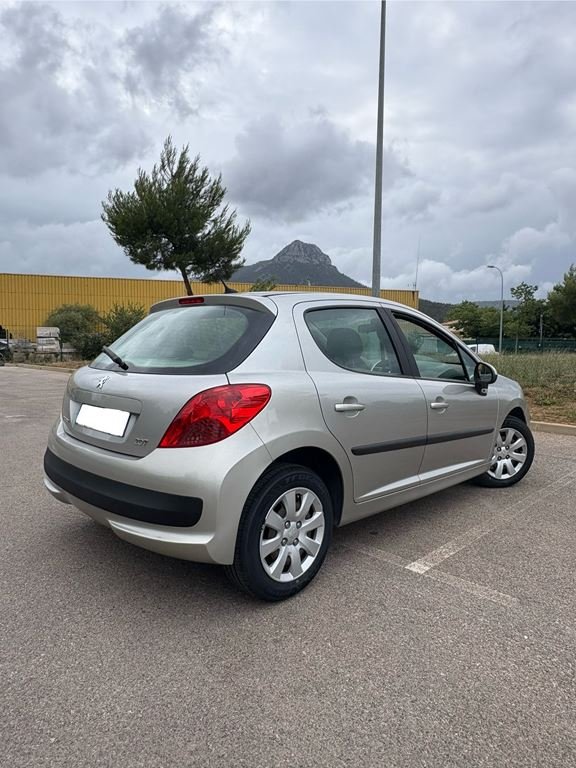Peugeot 207 - Photo 6