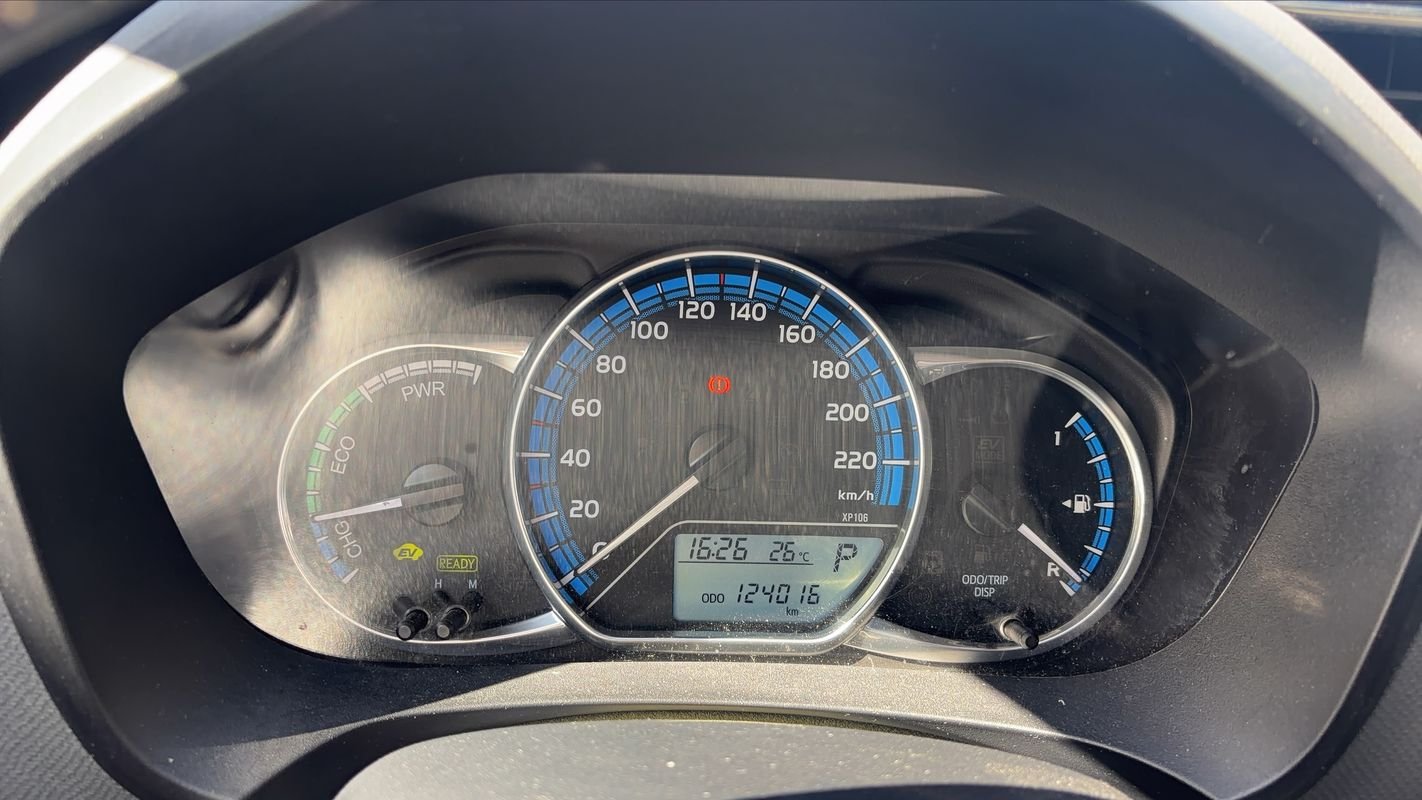 Toyota Yaris - Photo 12