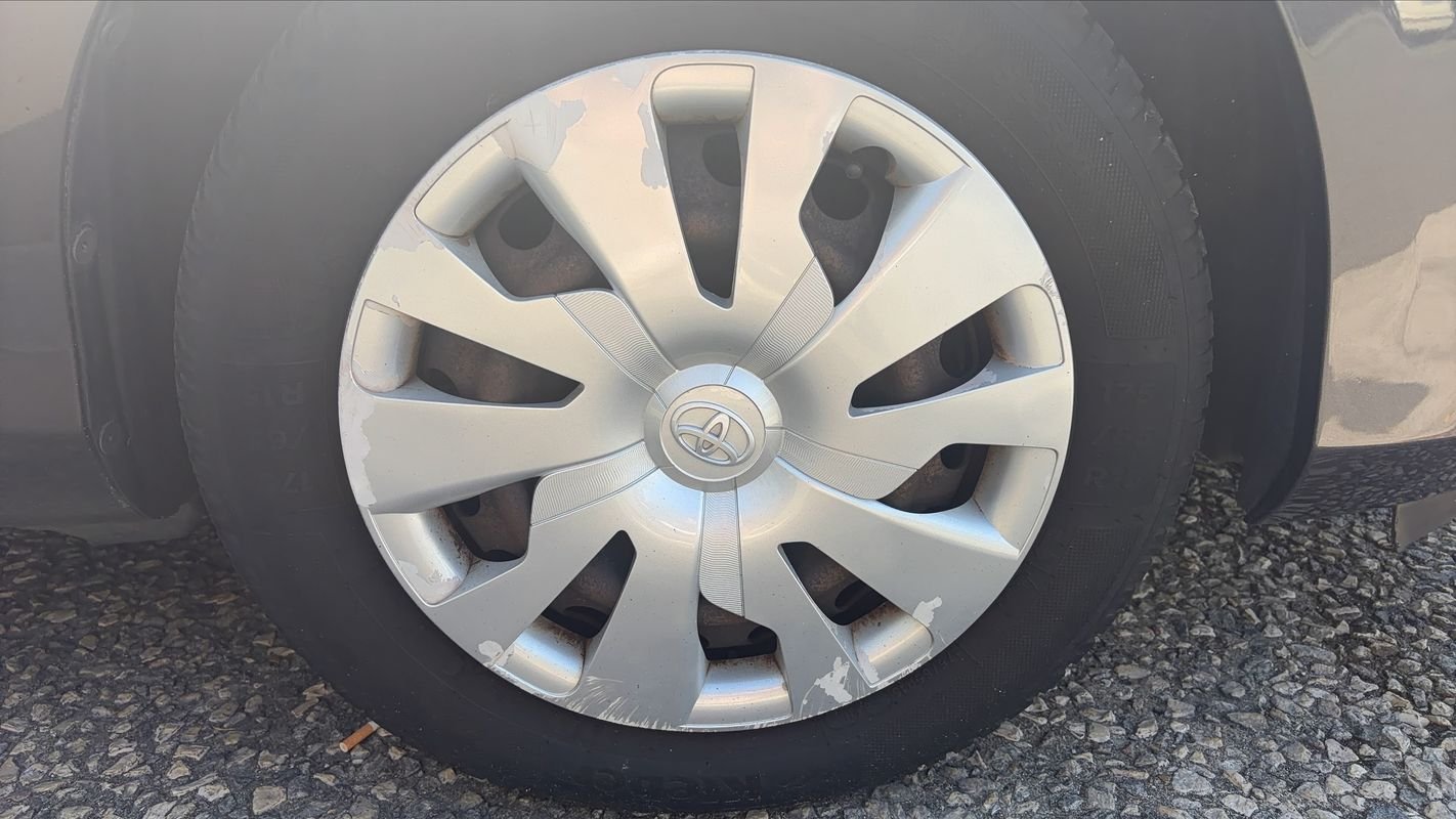 Toyota Yaris - Photo 17