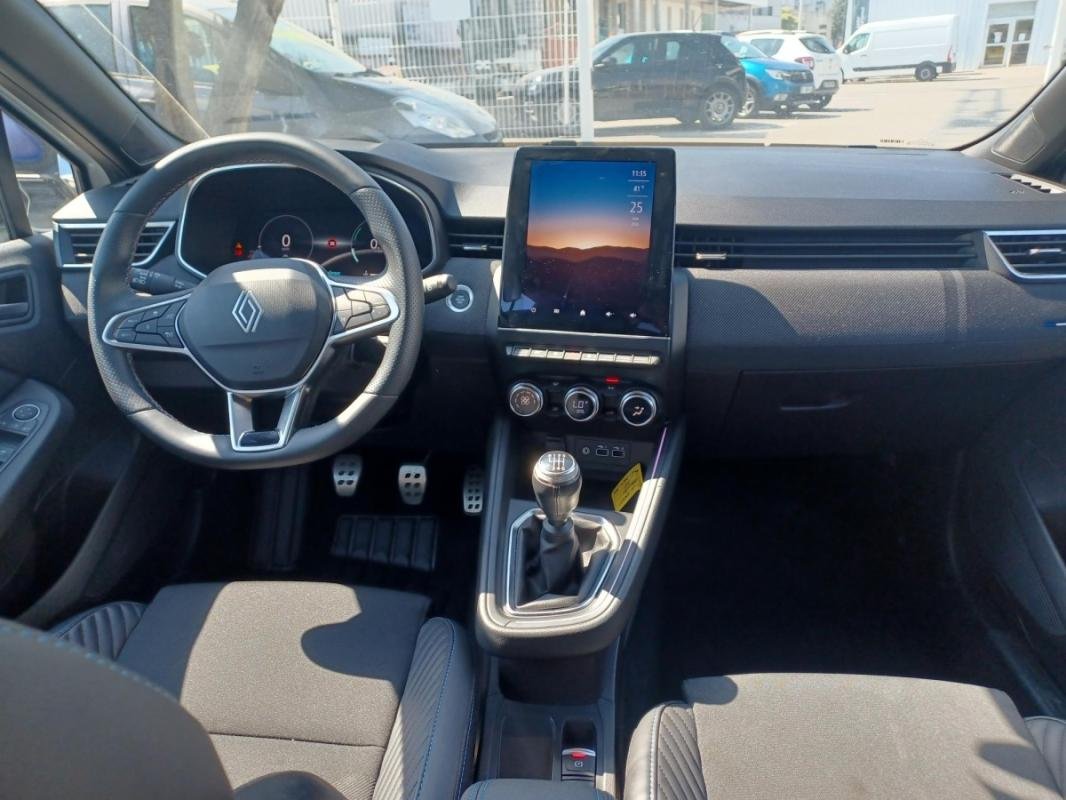 Renault Clio - Photo 18