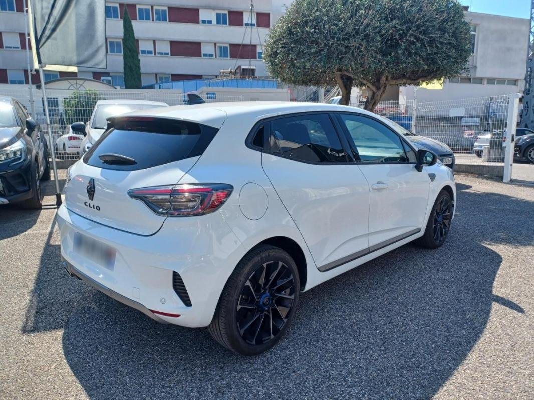 Renault Clio - Photo 8