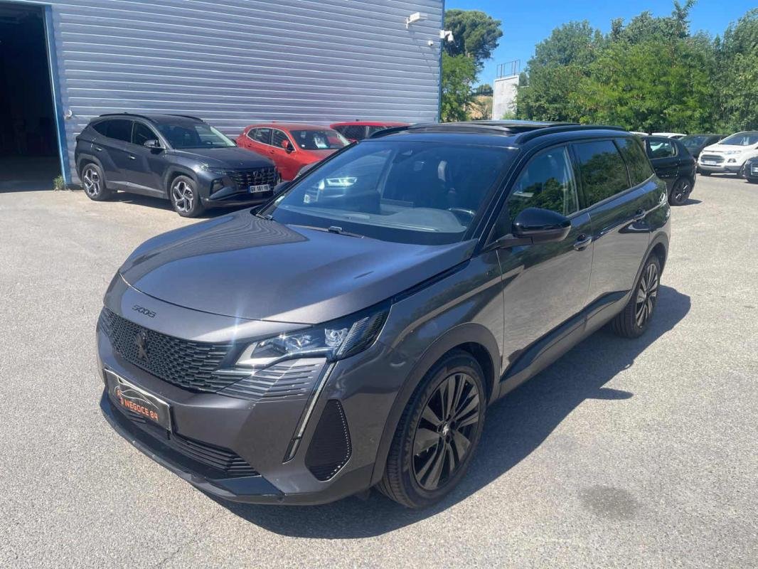 Peugeot 5008 - Photo 1