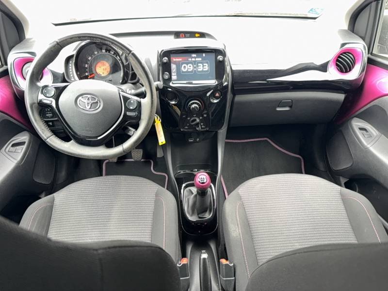 Toyota Aygo - Photo 11