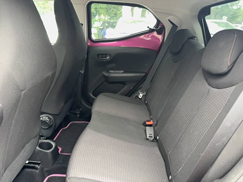Toyota Aygo - Photo 13