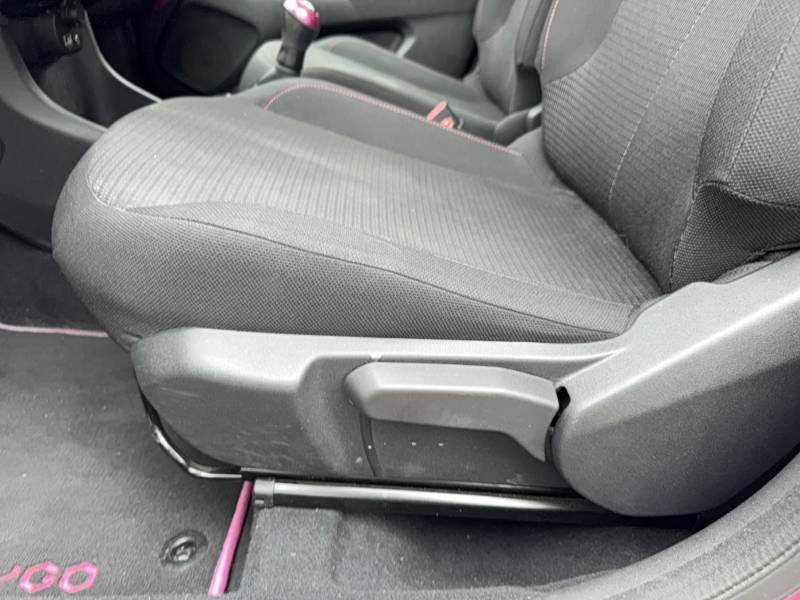 Toyota Aygo - Photo 20