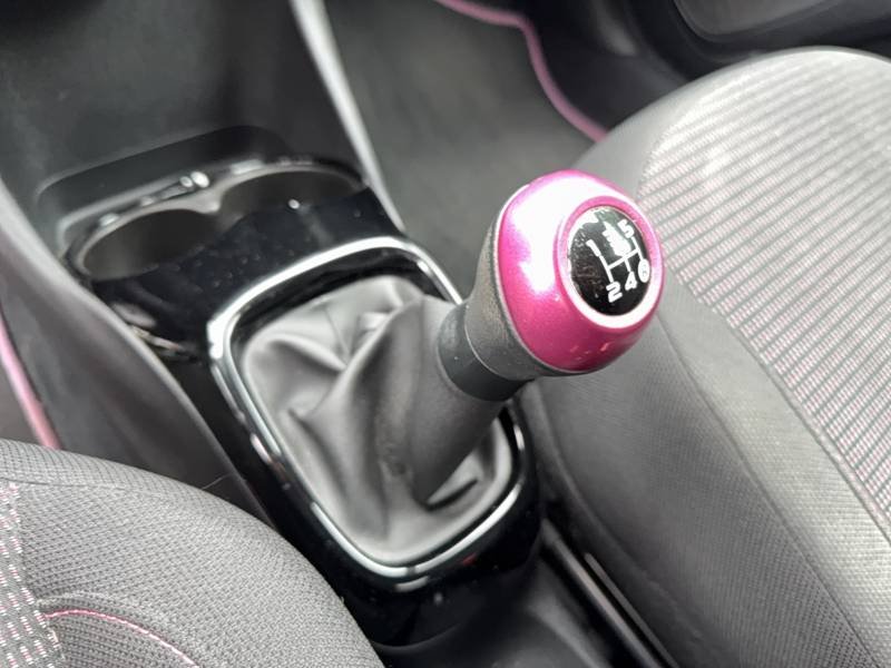 Toyota Aygo - Photo 24