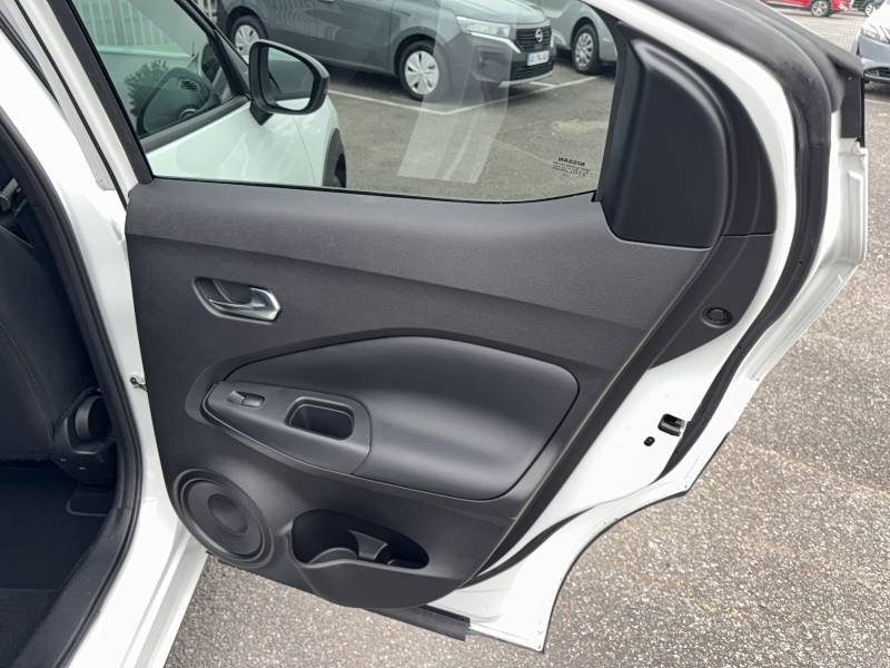 Nissan Juke - Photo 32