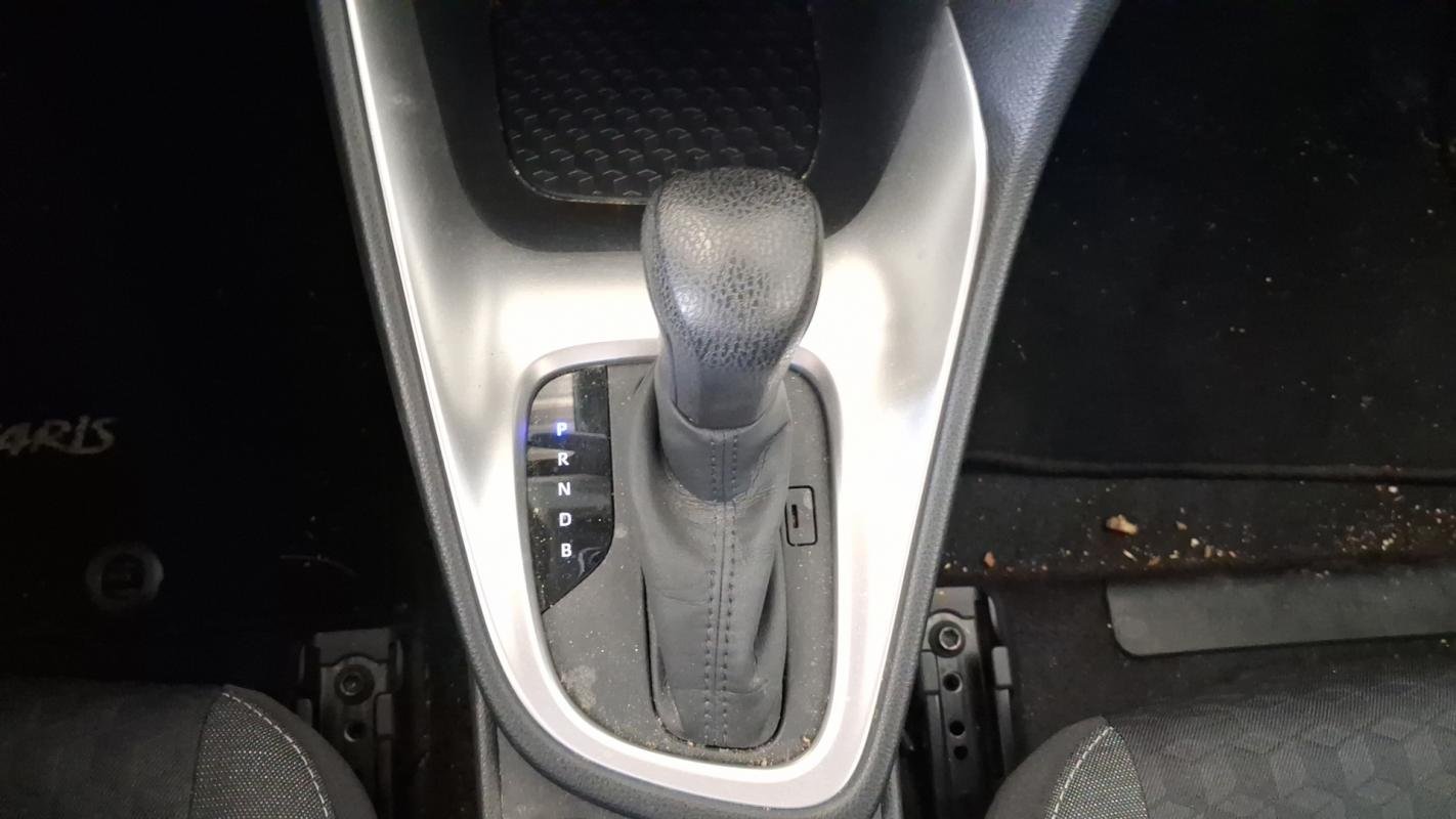 Toyota Yaris - Photo 20