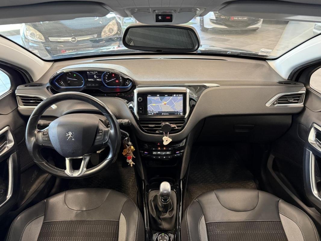 Peugeot 2008 - Photo 6