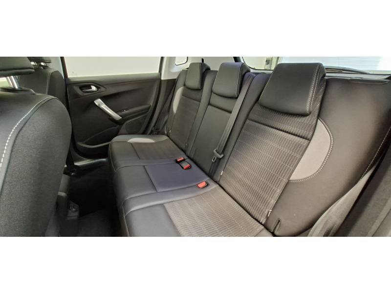 Peugeot 2008 - Photo 11