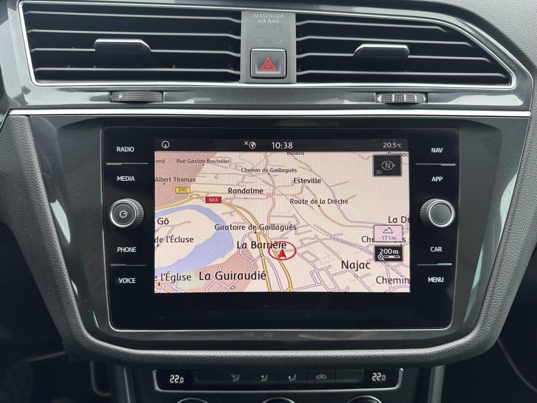 Volkswagen Tiguan - Photo 15