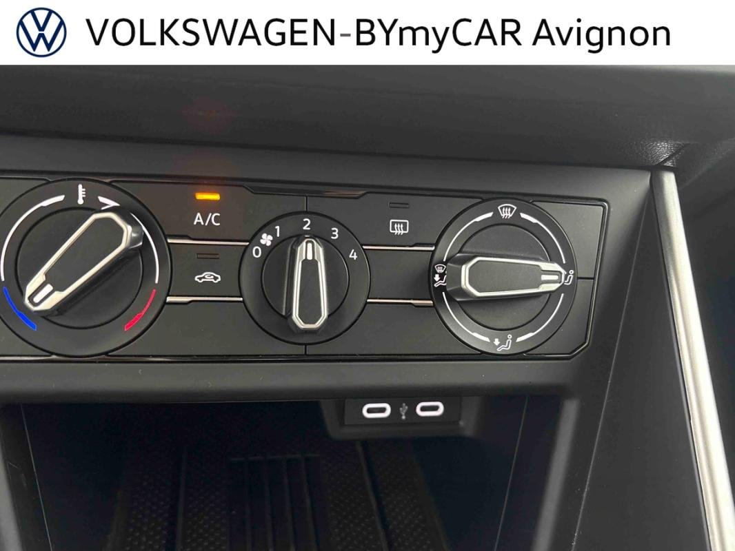 Volkswagen Polo - Photo 29