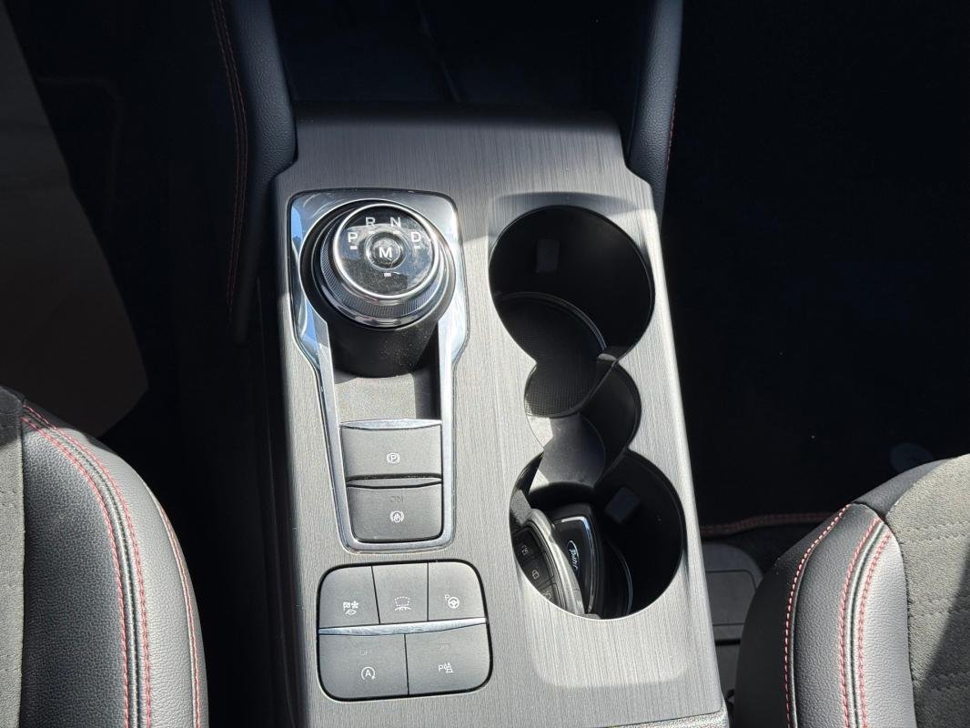 Ford Kuga - Photo 16