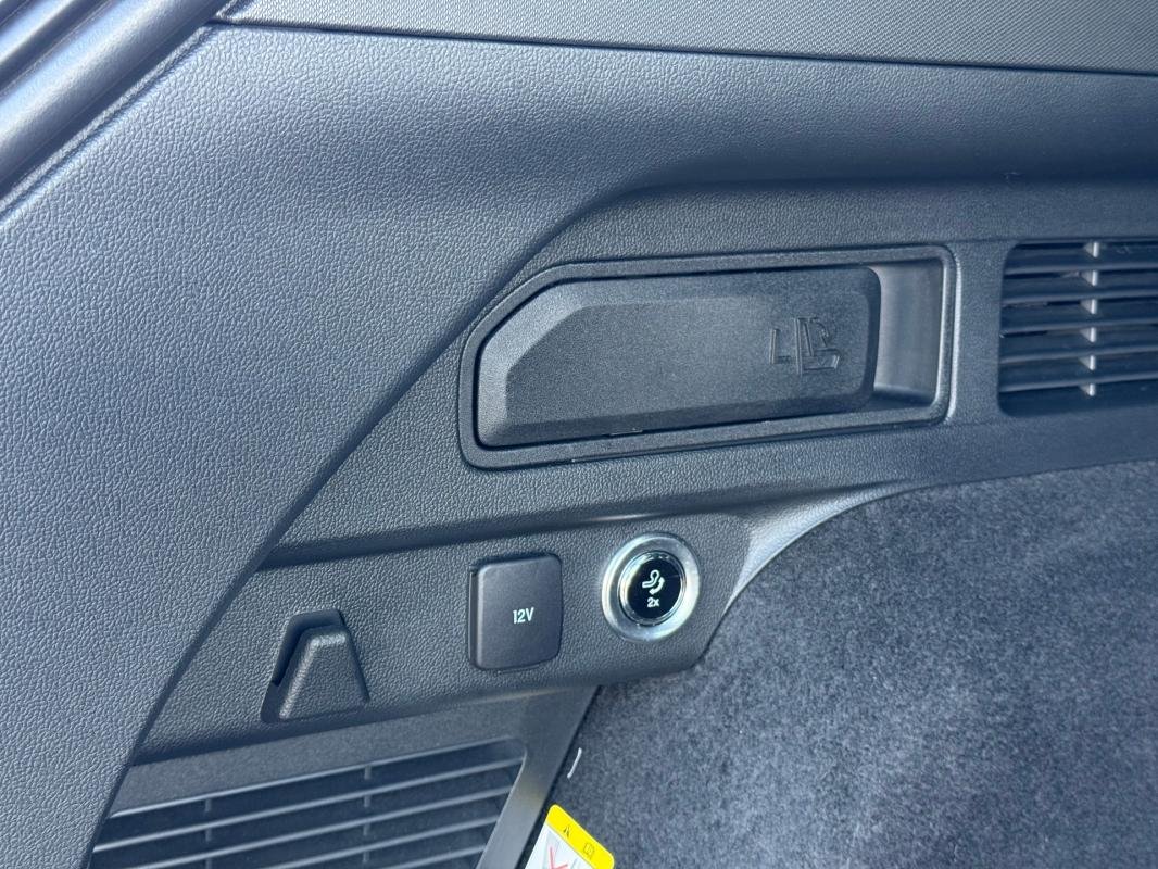 Ford Kuga - Photo 24